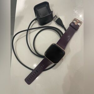 Fitbit Versa 2 in Rose Gold